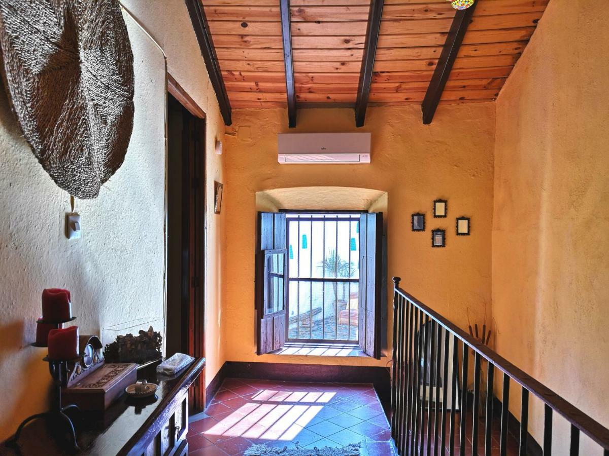 Casa Centenaria Con Encanto Zufre Exterior foto
