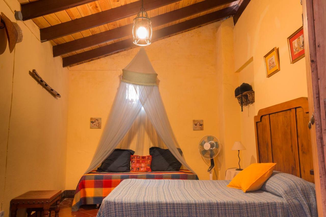 Casa Centenaria Con Encanto Zufre Exterior foto